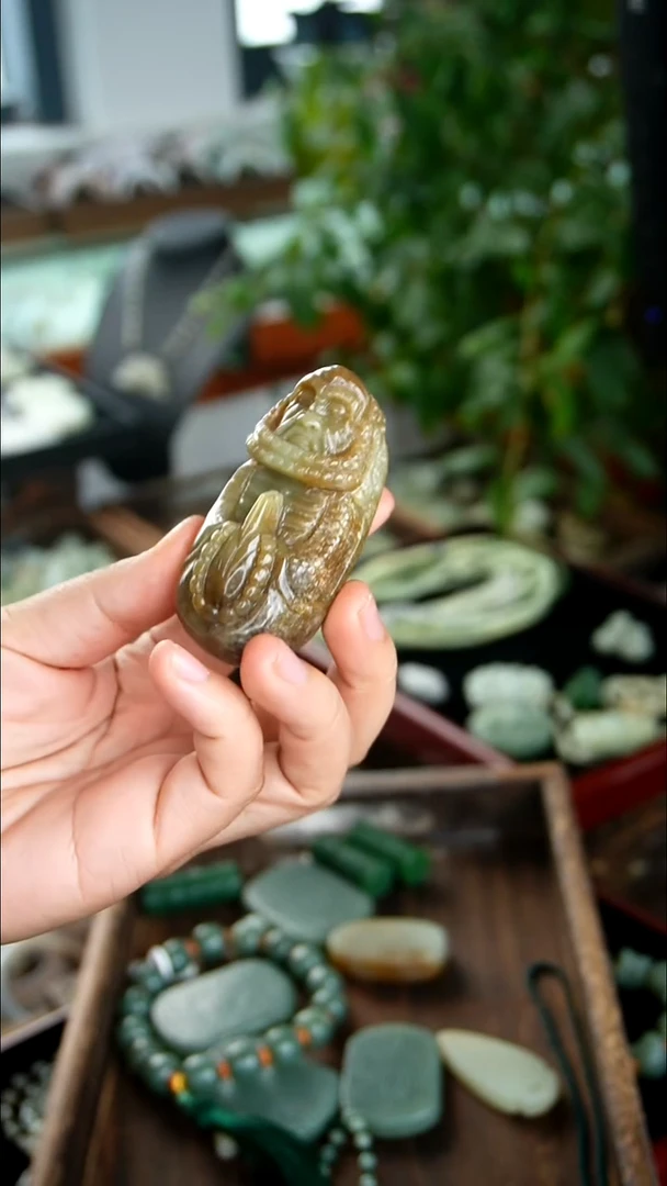 颈饰未镶嵌和田玉001
