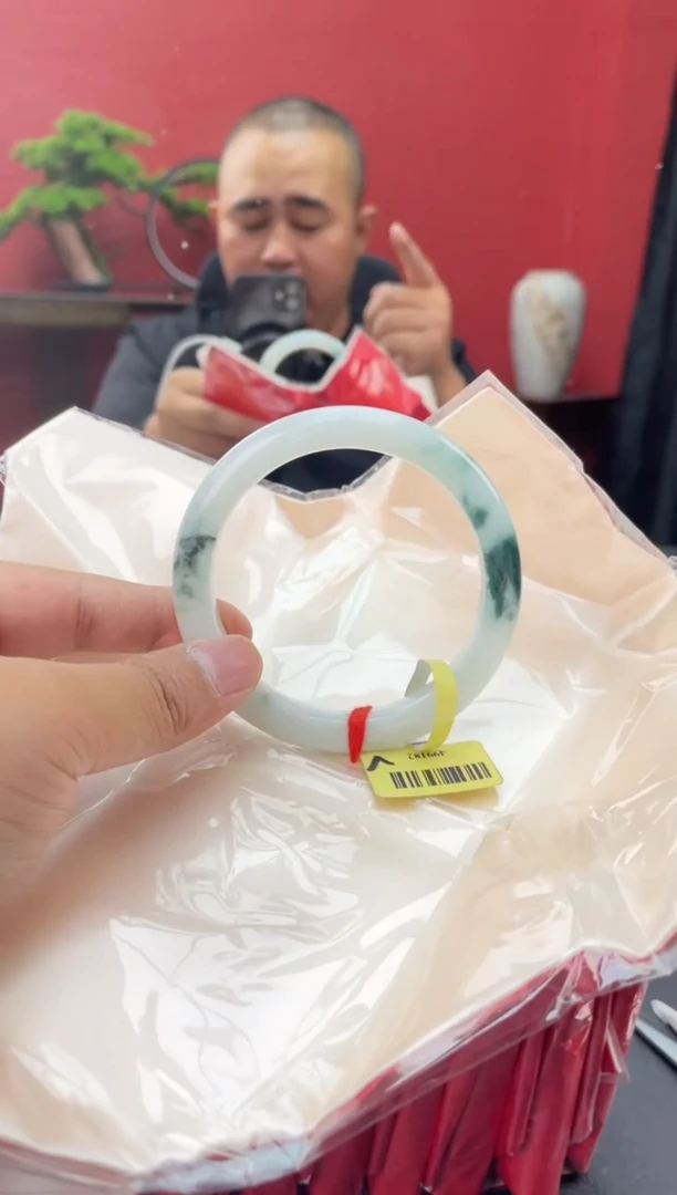 未镶嵌手镯翡翠翡翠手镯14