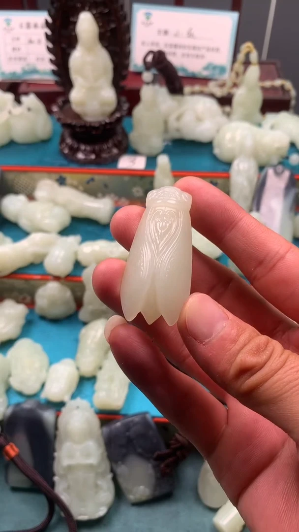 颈饰未镶嵌和田玉勇*输