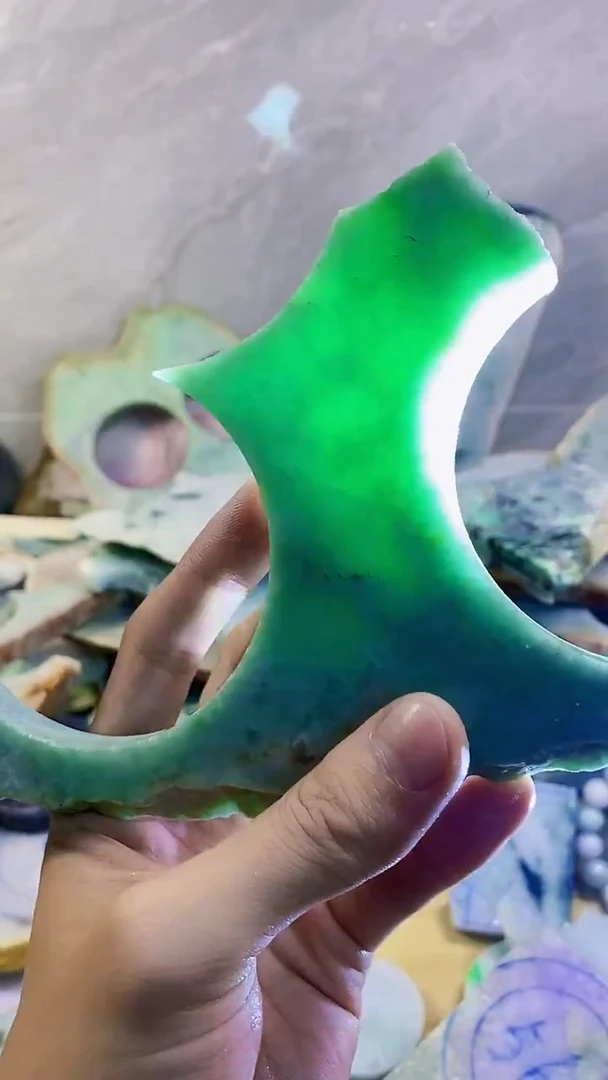 裸石翡翠纯天然缅甸翡翠92