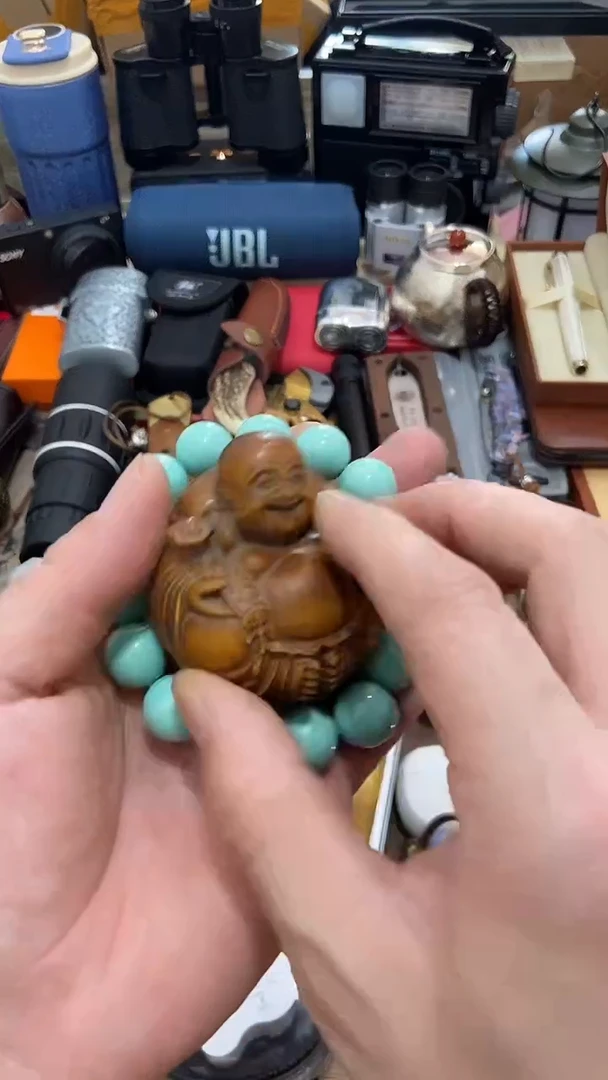 瓷片闪购商品 如图所示