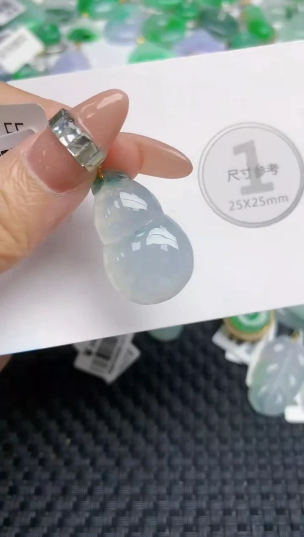 颈饰18K金镶嵌翡翠天然缅甸A货翡翠百元以上9元证书费自理