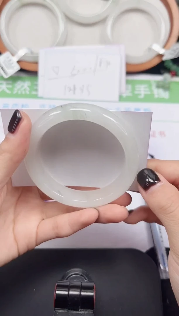 未镶嵌手镯石英质玉83-52/53