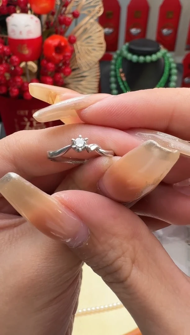 【闪购商品】钻石戒指/指环铂Pt900镶嵌戒指