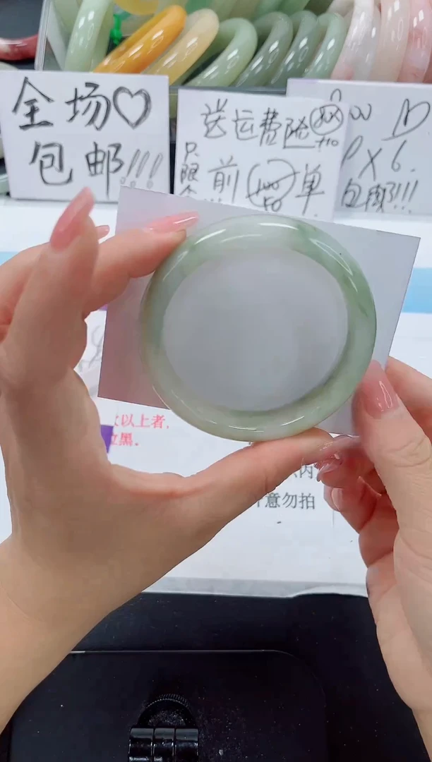 未镶嵌手镯石英质玉129-58