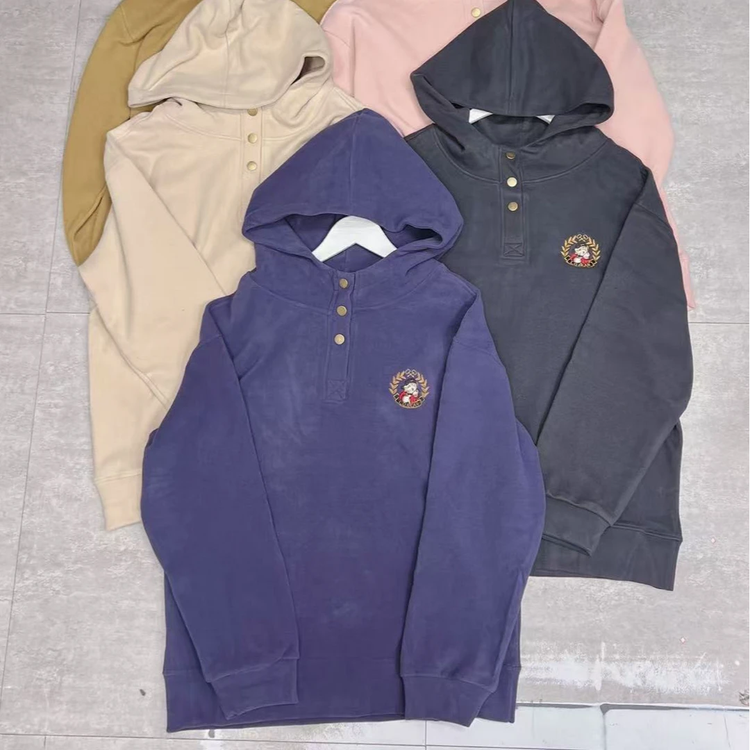 23093刺绣笑脸连帽卫衣