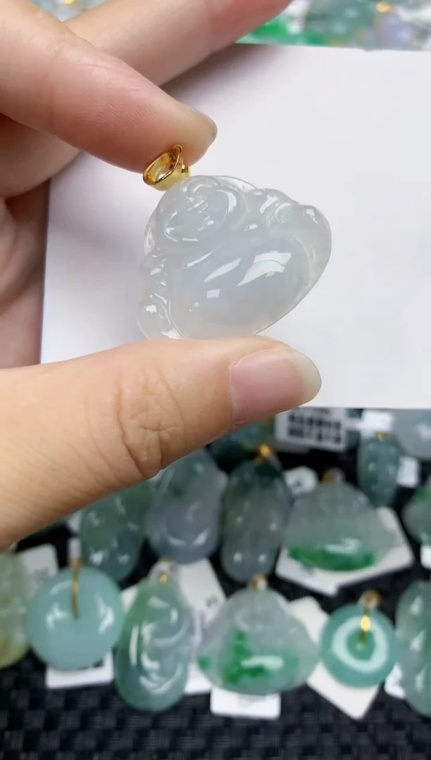 翡翠未镶嵌颈饰天然A货翡翠