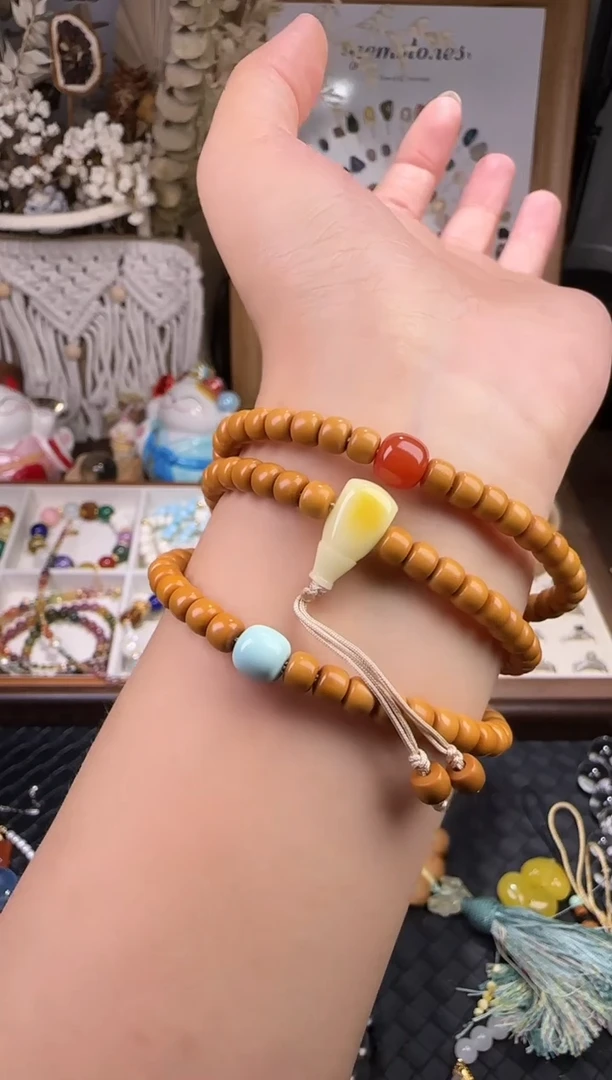 天然辰砂橄榄核手链