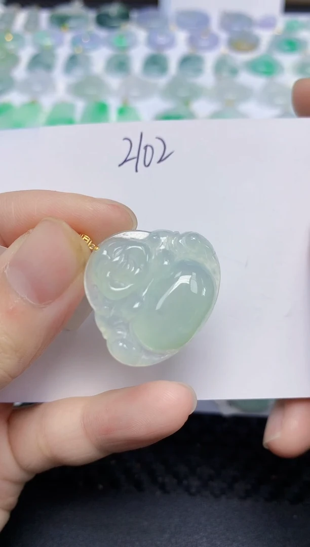 翡翠18K金镶嵌颈饰天然缅甸翡翠A货