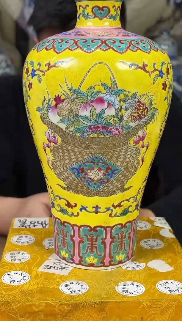摆件陶瓷高端艺术品Y465
