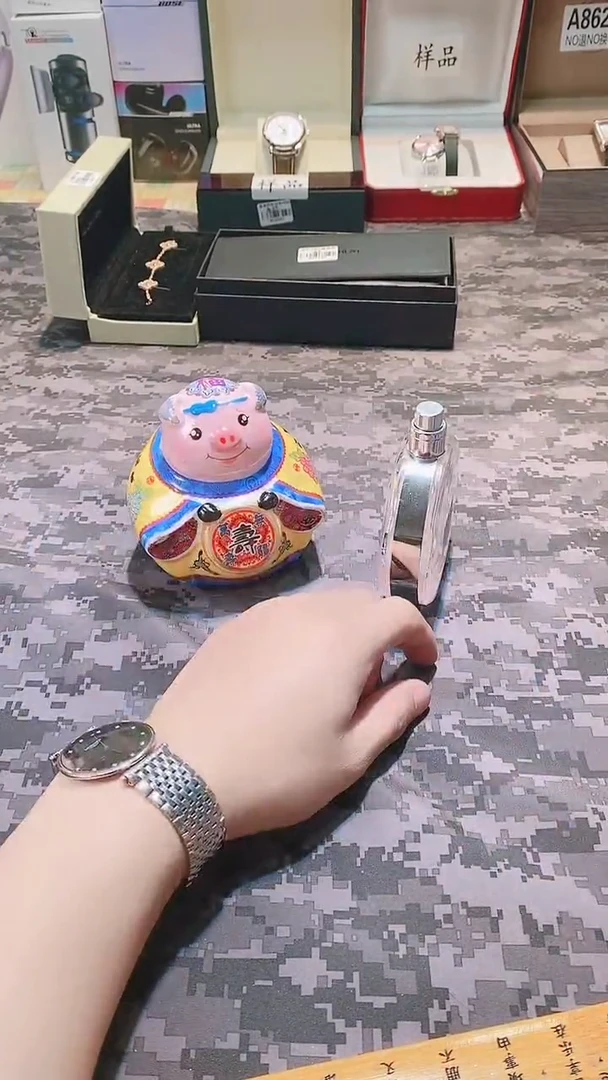 瓷片瓷器 库房到期 全部地板价@@1