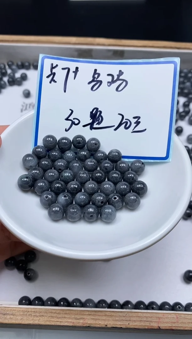 手饰翡翠未镶嵌7736 翡翠乌鸡7+mm30颗20元