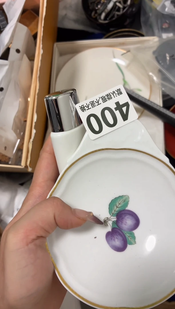 瓷片好漂亮的东西快来带走吧【】【】