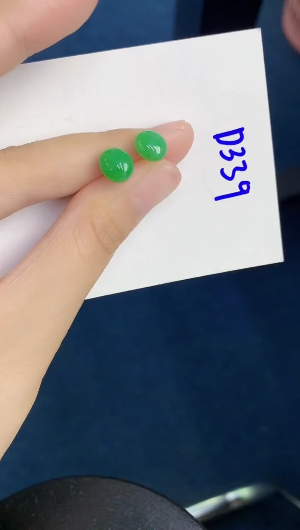 翡翠18K金镶嵌颈饰天然翡翠緬甸A貨