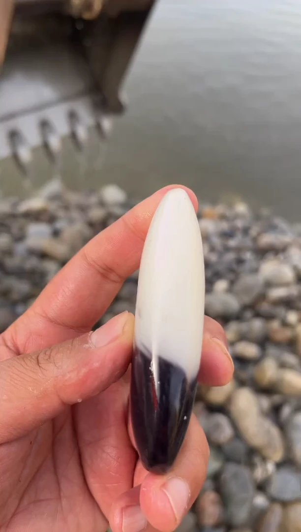 未镶嵌和田玉（糖玉）珠宝奇石99