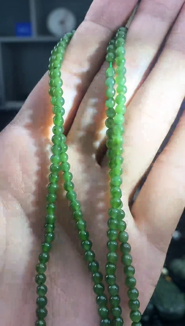 和田玉未镶嵌颈饰1