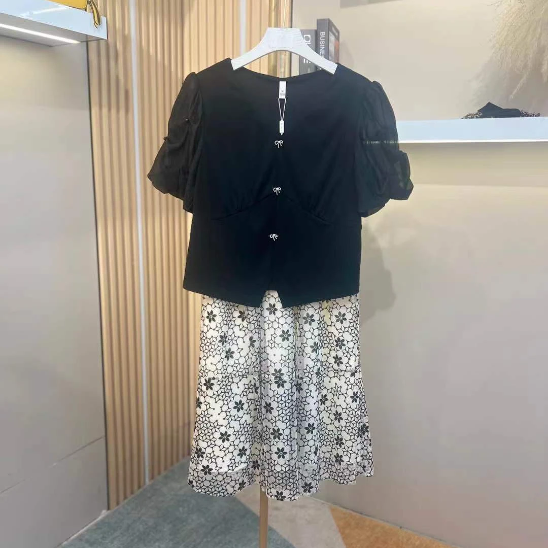 T1289简约圆领套头减龄显瘦夏裙女装名媛碎花夏季时尚法式A3