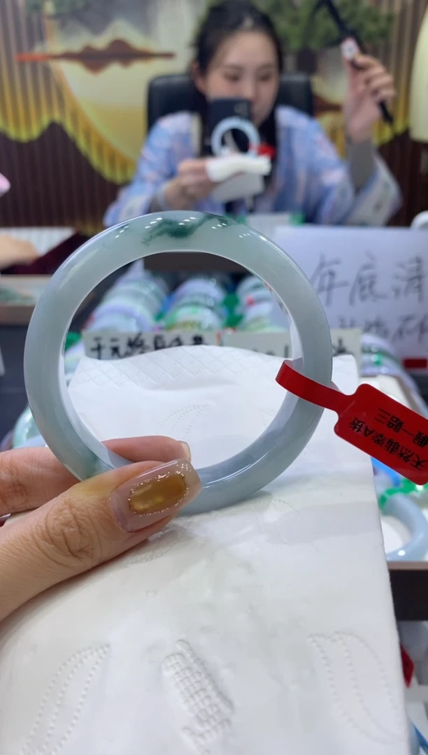 未镶嵌手镯翡翠00011380