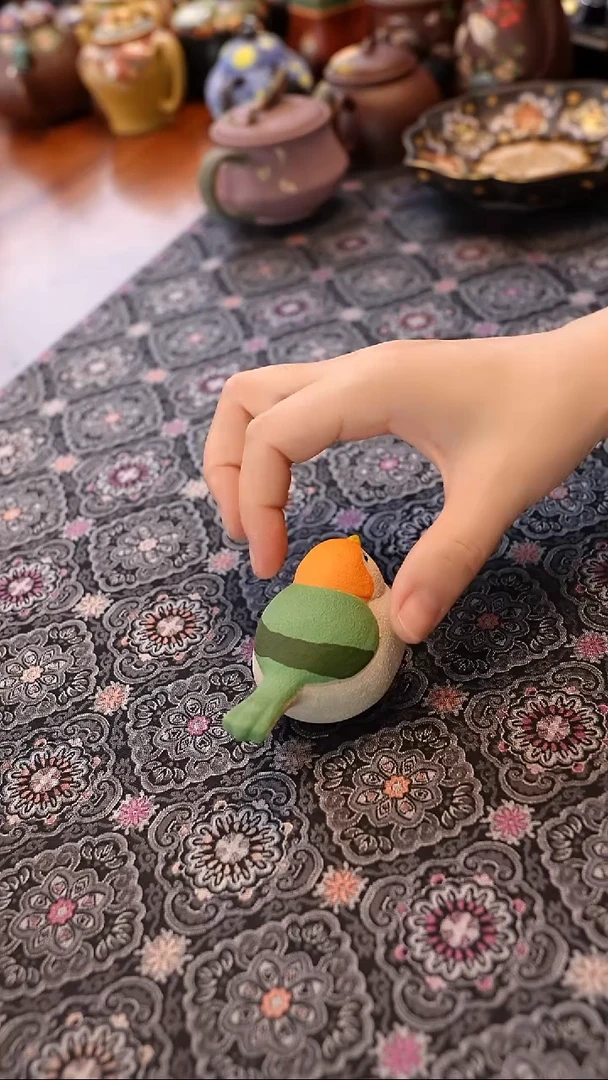 茶壶紫砂白段瘦鸟