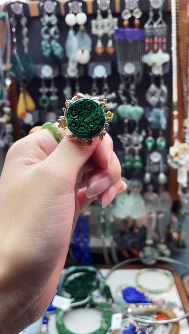 银S925镶嵌戒指翡翠简****?饰品