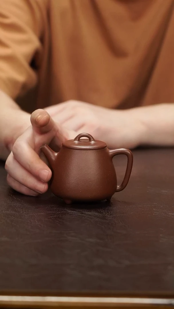 茶壶紫砂【润石堂】精品 底槽清 三足石瓢