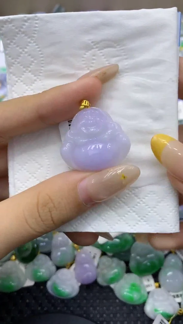 颈饰18K金镶嵌翡翠天然缅甸翡翠A货