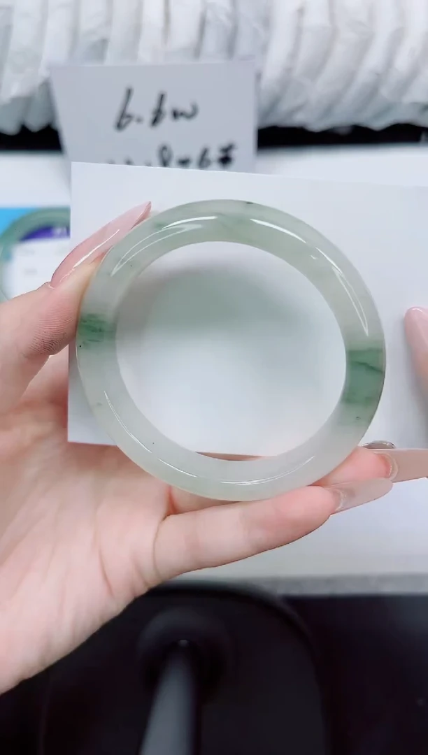 石英质玉手镯未镶嵌402