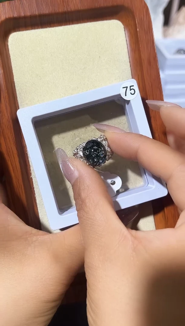 【闪购商品】水晶戒指银S925镶嵌定制