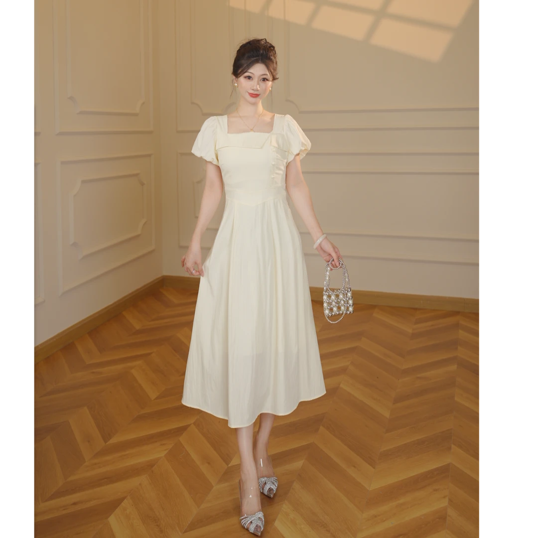 【张小小】绿色连衣裙女夏2025新款收腰气质高冷超好看长裙子D1357