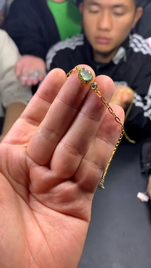 【闪购商品】翡翠手链未镶嵌0698921646/多样性发一