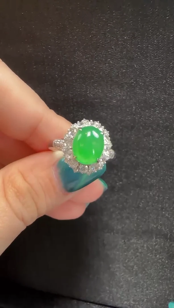 【闪购商品】翡翠戒指18K金镶嵌116蛋面一枚