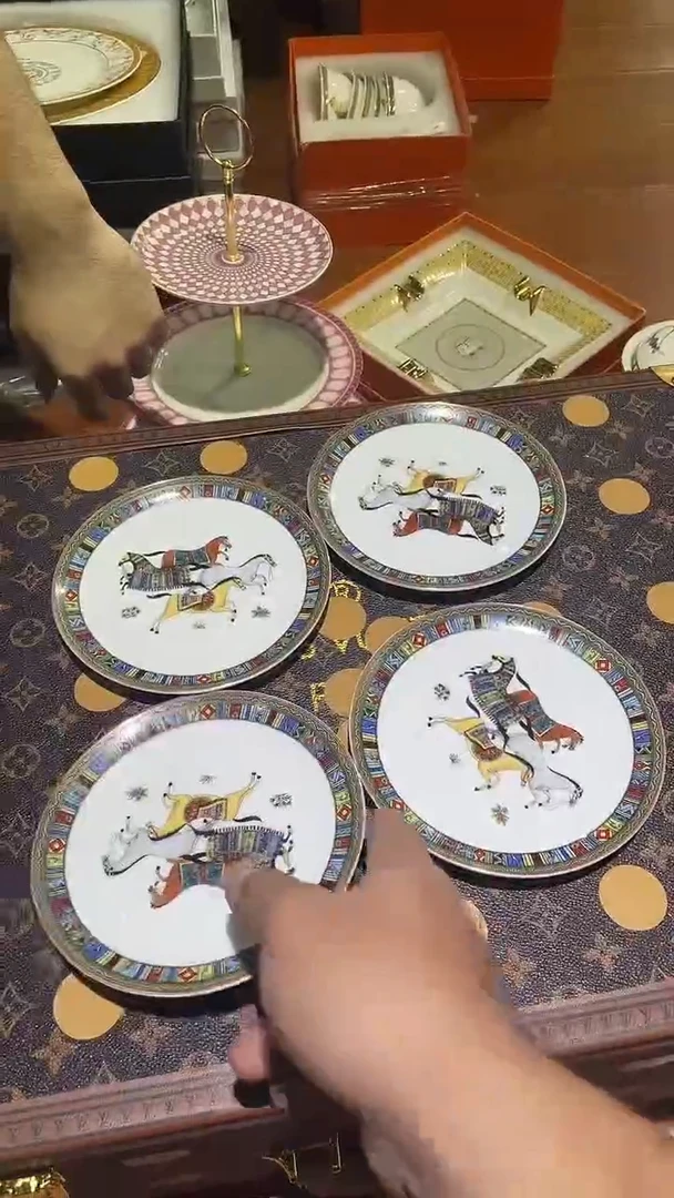 杯鸿辉家品牌瓷器，京东包邮！