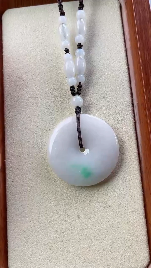 【闪购商品】翡翠吊坠(不含链)未镶嵌孤品38*6