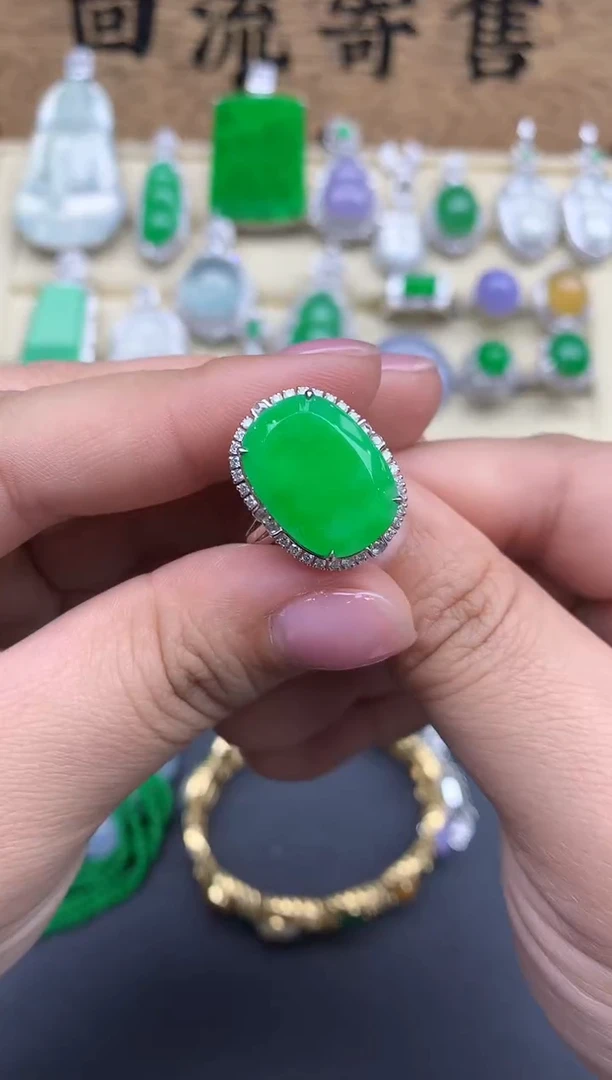 【闪购商品】翡翠戒指18K金镶嵌452-中国好珍宝