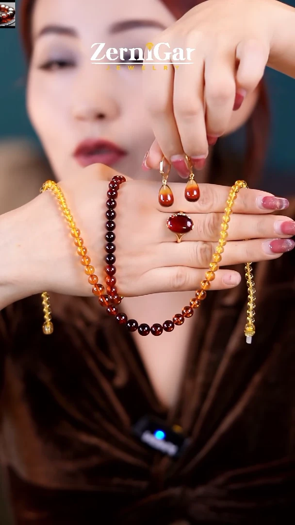 【闪购商品】琥珀颈饰未镶嵌天然琥珀四件套