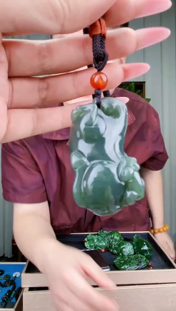 和田玉未镶嵌挂件拍一发一，多样性发货！