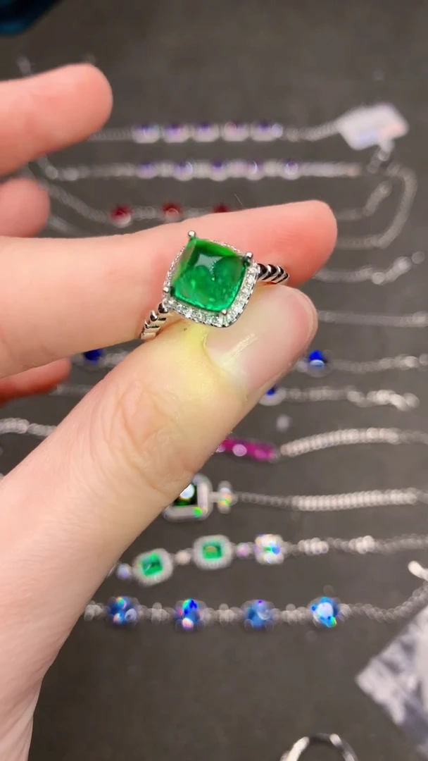 【闪购商品】祖母绿戒指银S925镶嵌........