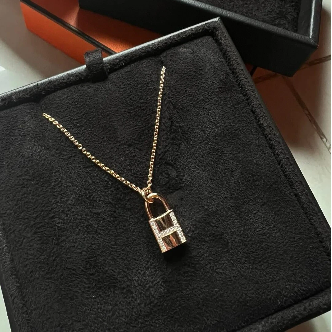 全新未使用 Hermes/爱马仕 7姐专场/Kelly Cadenas Pendant 项链