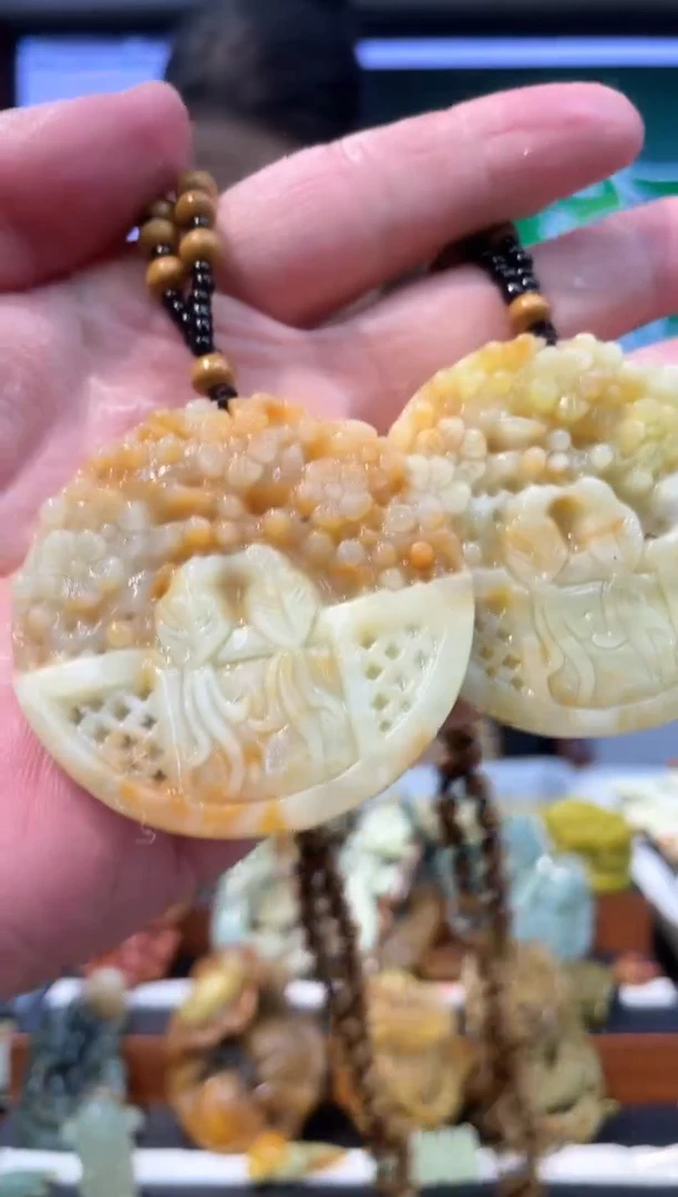 【闪购商品】岫玉吊坠未镶嵌··多样性发货*拍一发一