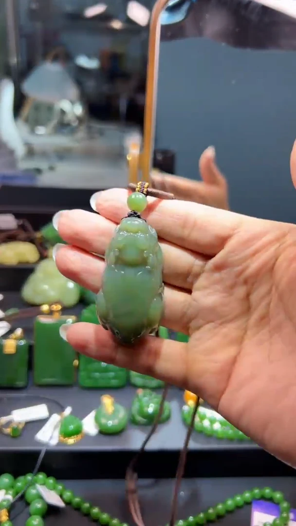 和田玉（碧玉）未镶嵌挂件1