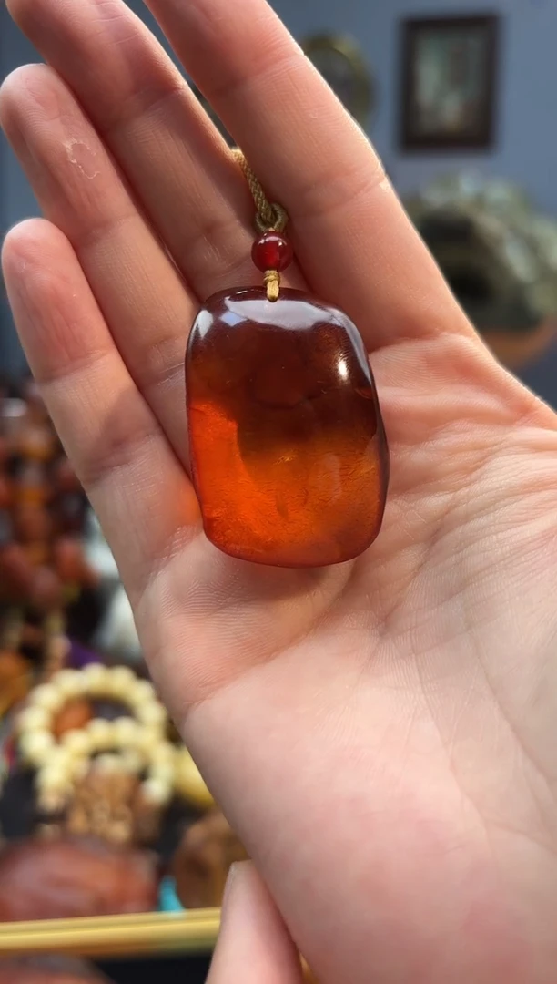 琥珀颈饰未镶嵌吊坠