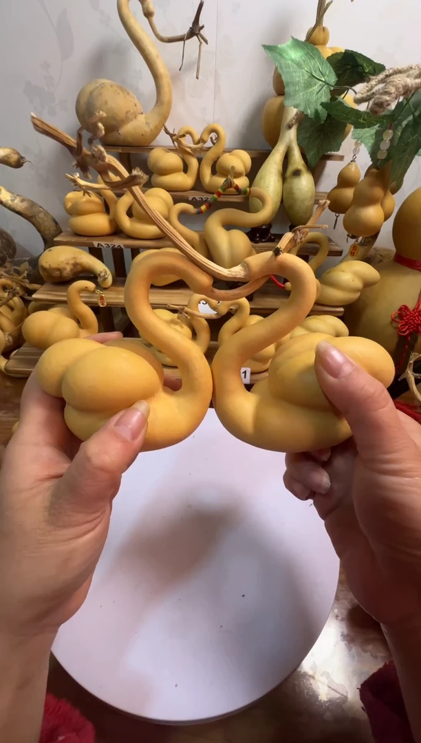 昨**来天鹅葫芦精品小店