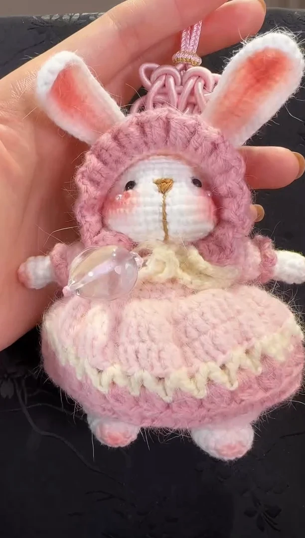 未镶嵌手绳水晶兔子款多样性发货其一