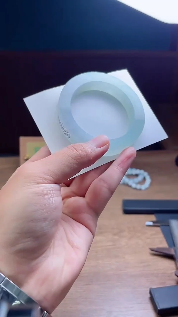 未镶嵌手镯定制翡翠一**涯定制