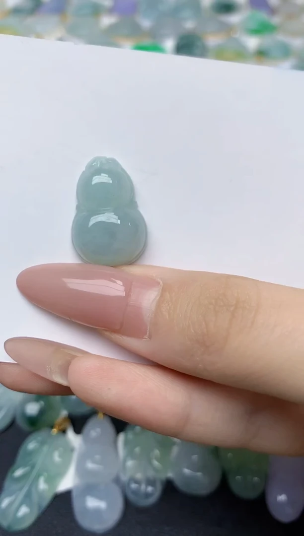 翡翠未镶嵌颈饰天然翡翠A货