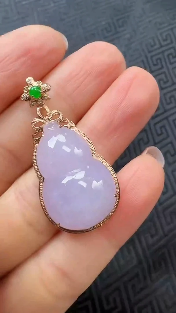 【闪购商品】翡翠吊坠(不含链)18K金镶嵌吊坠