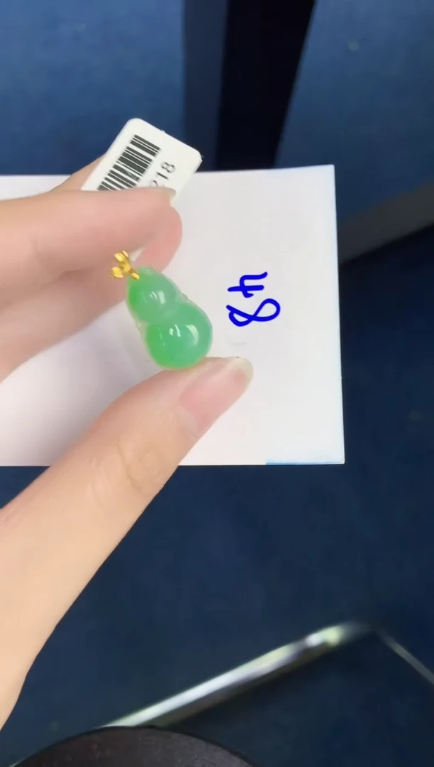 翡翠18K金镶嵌颈饰天然翡翠緬甸A貨