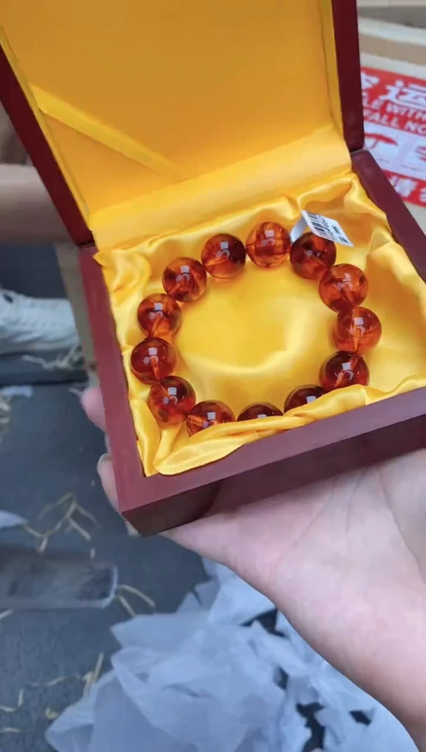 精选闪购手串搭配无礼盒