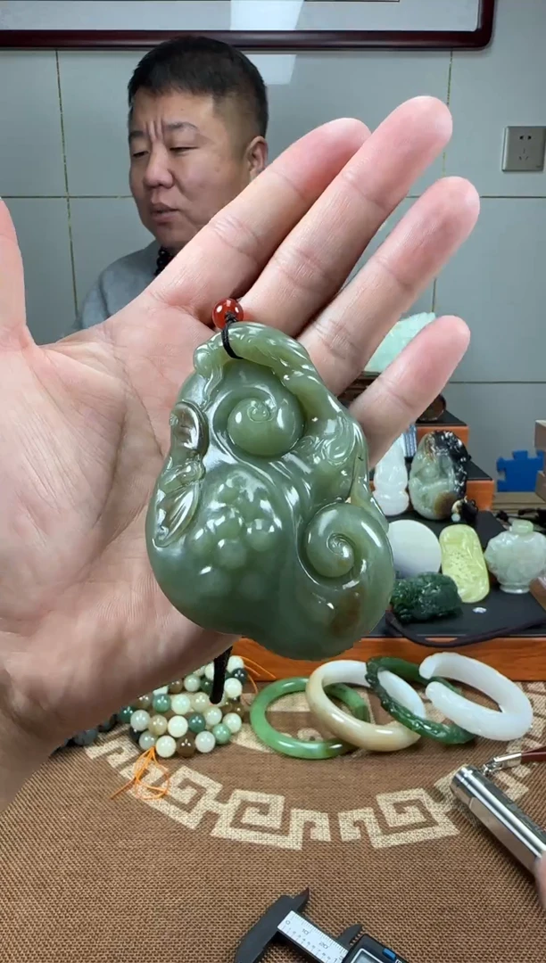 未镶嵌和田玉把件和田玉人生如意170克