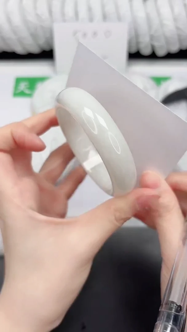 未镶嵌手镯和田玉61-53.8BK